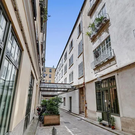 Апартаменты Duplex Calme Et Lumineux Au Coeur De Bastille *